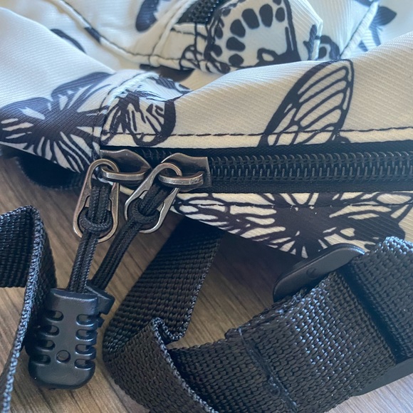 Butterfly Backpack White and Black Preppy Classic Backpack Waterproof - Picture 7 of 8